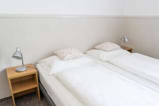Отель Hotel Beskid Бельско-Бяла Двухместный номер с 1 кроватью или 2 отдельными кроватями-6